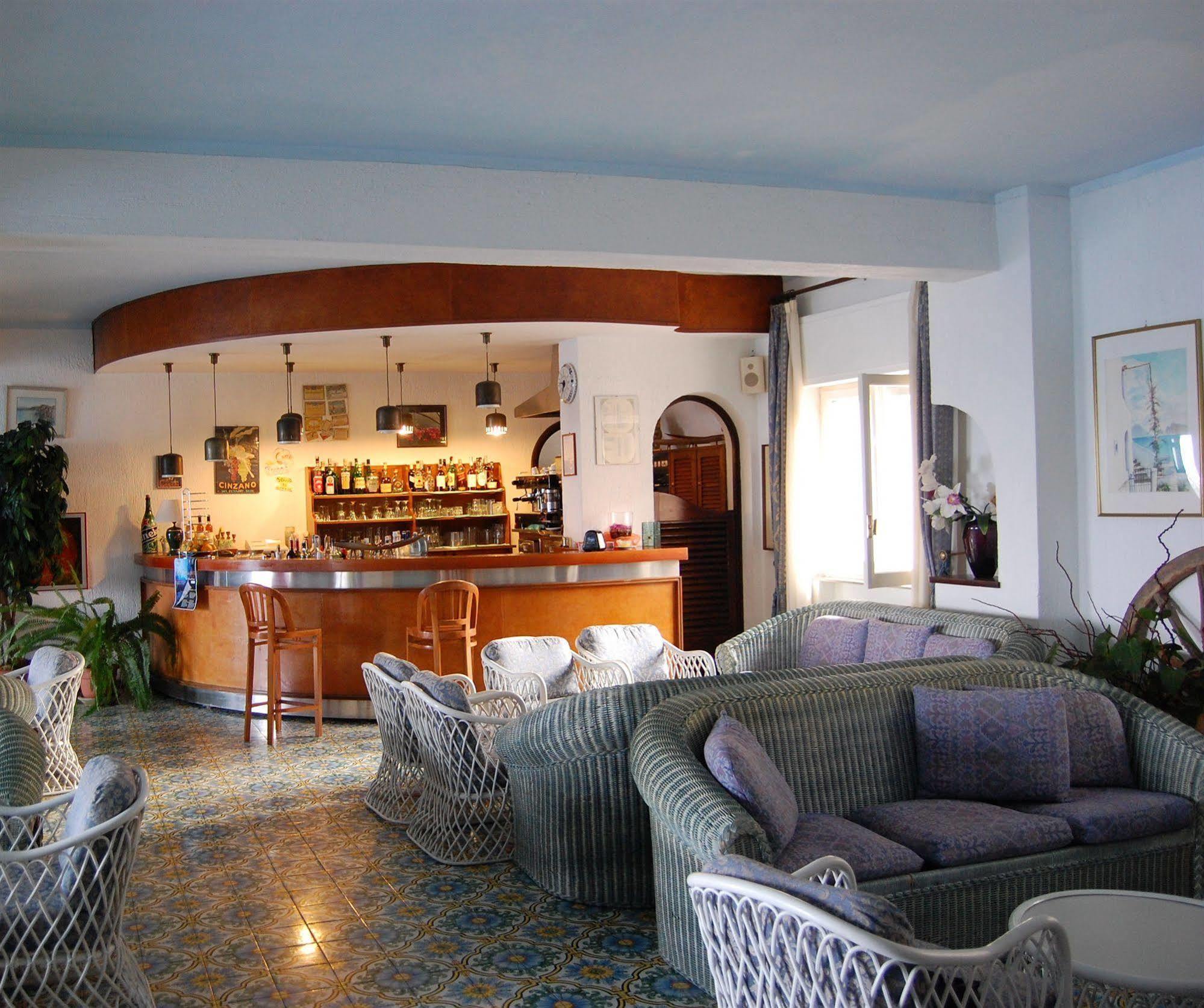 Hotel Giardino Sul Mare Lipari  Exteriör bild